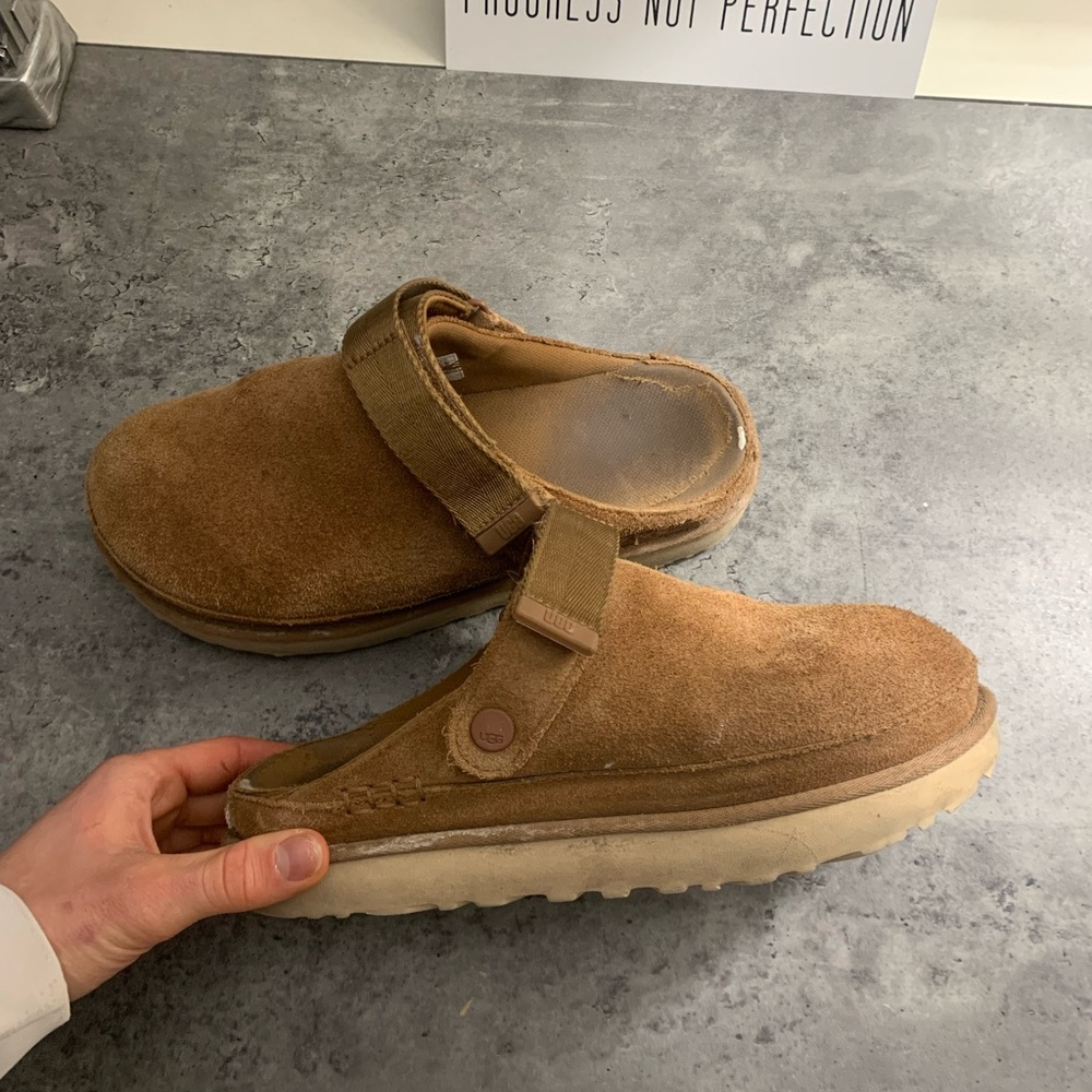 UGG Tan Suede Slip-On Clogs Goldenstars